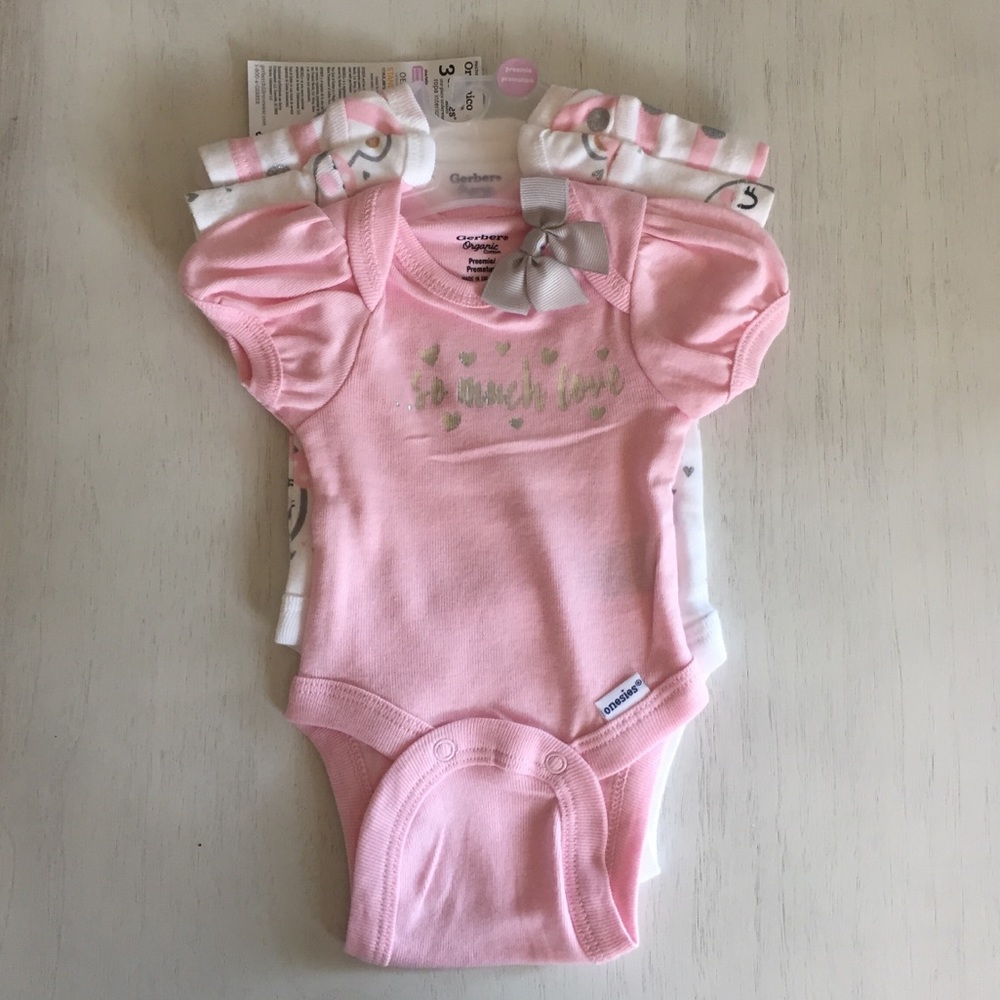 ORGANIC cotton  3 bodysuits set by Gerber.